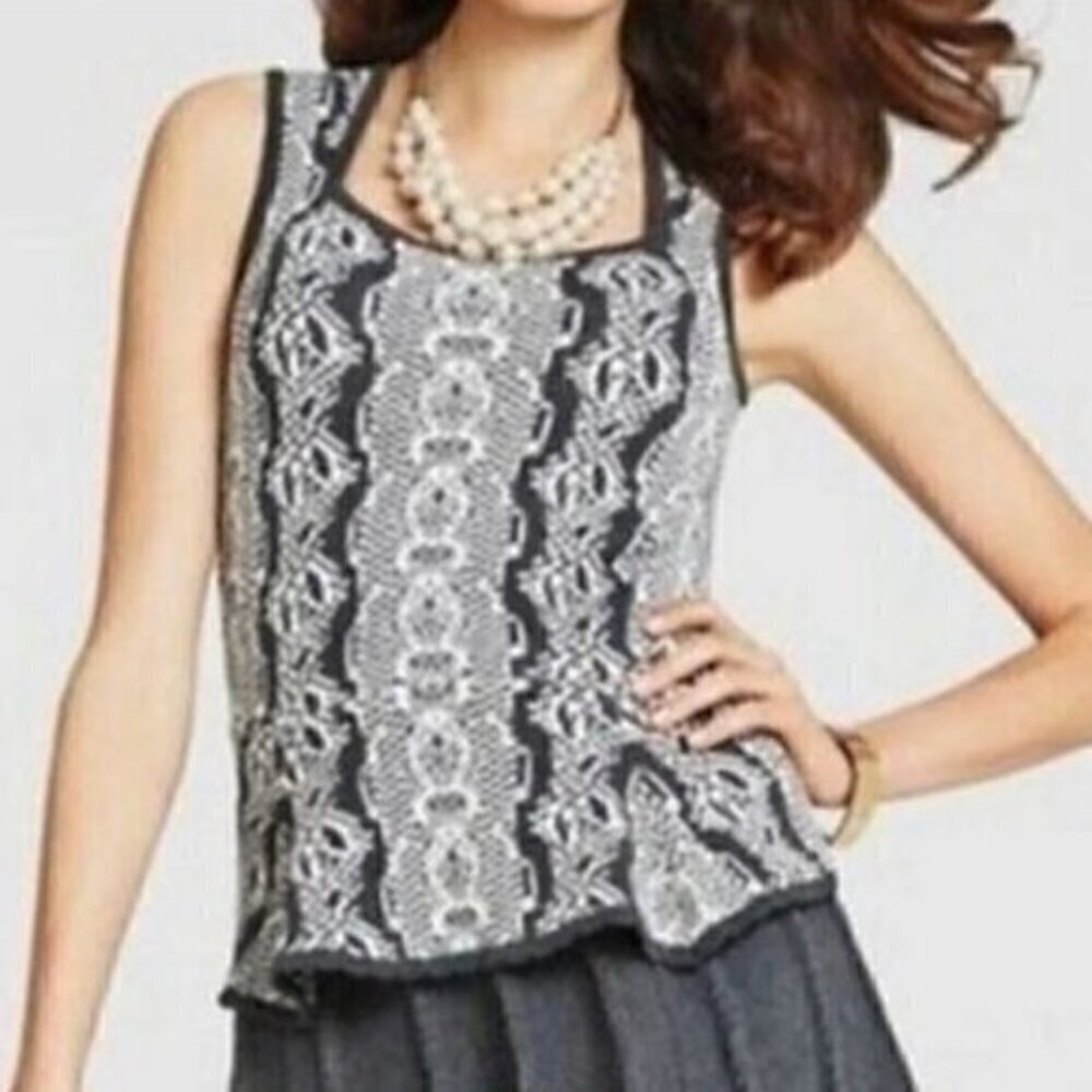 Cabi Shell Peplum Knit Sweater Style Womens small Gray snakeskin sleeveless top